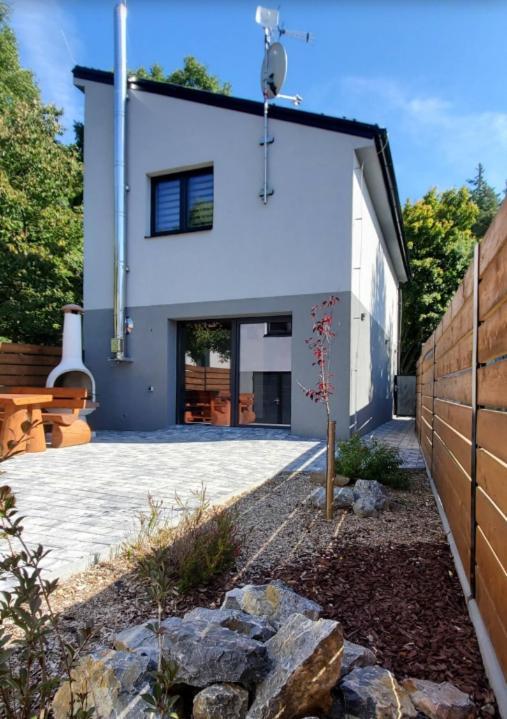 Privát Kras Holstejn Exterior foto